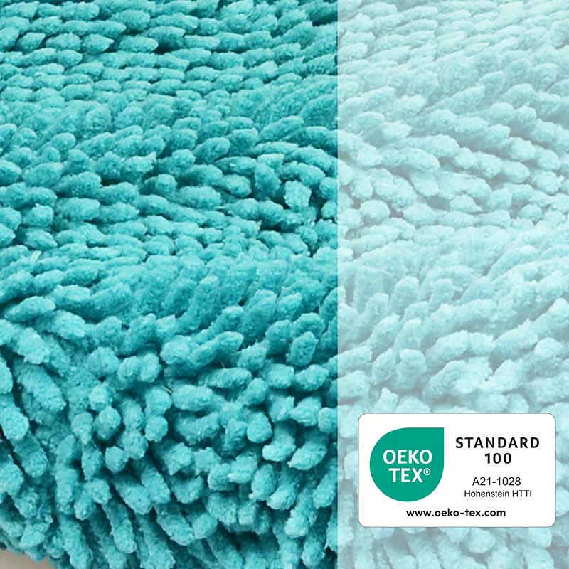 Detailansicht des türkisen Hundehandtuchs aus Oeko-Tex zertifizierter Mikrofaser mit hoher Saugkraft, weich für Fell und Pfoten, ideal zur schnellen Hundetrocknung